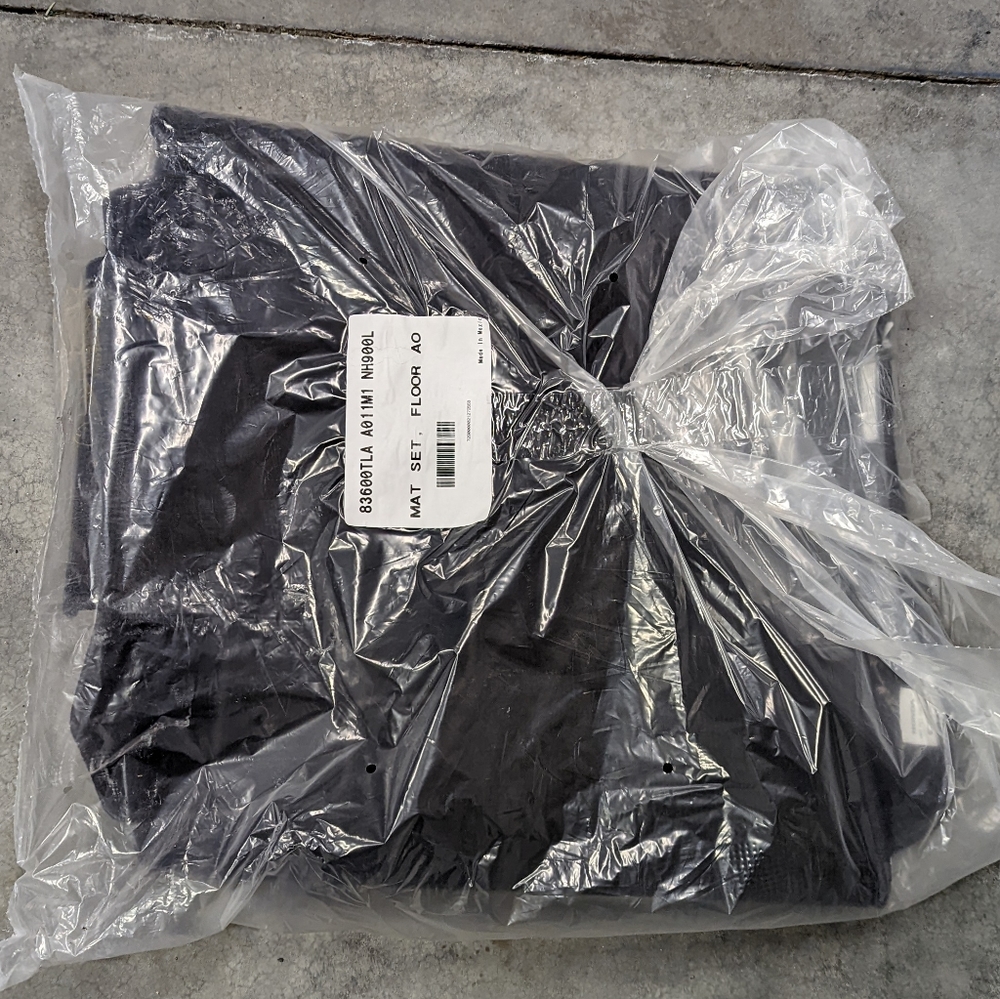 2017-2021 NEW GENUINE HONDA CR-V BLACK CARPET FLOOR MATS OEM FACTORY